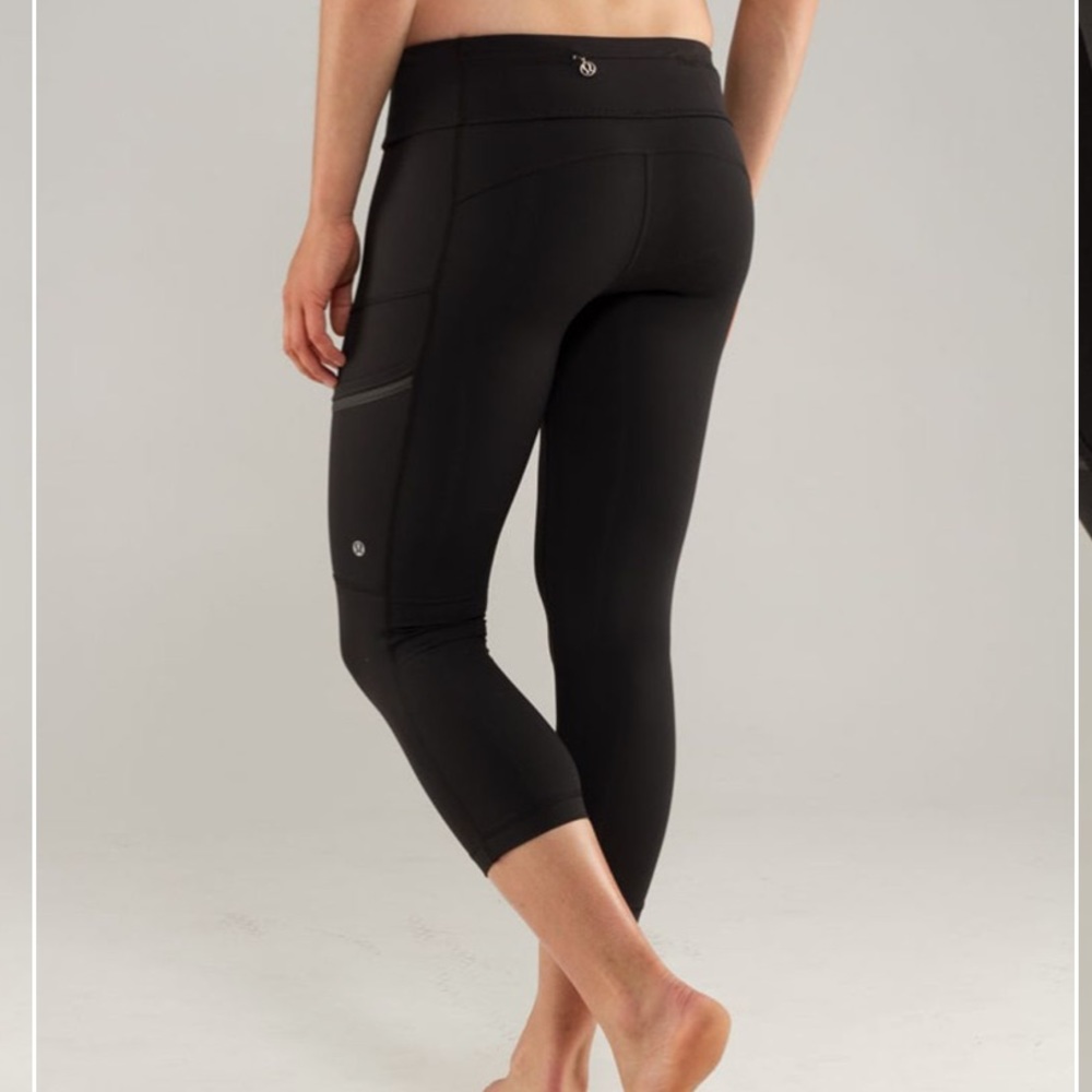 Lululemon Black Your Heart Out Crop Legging
